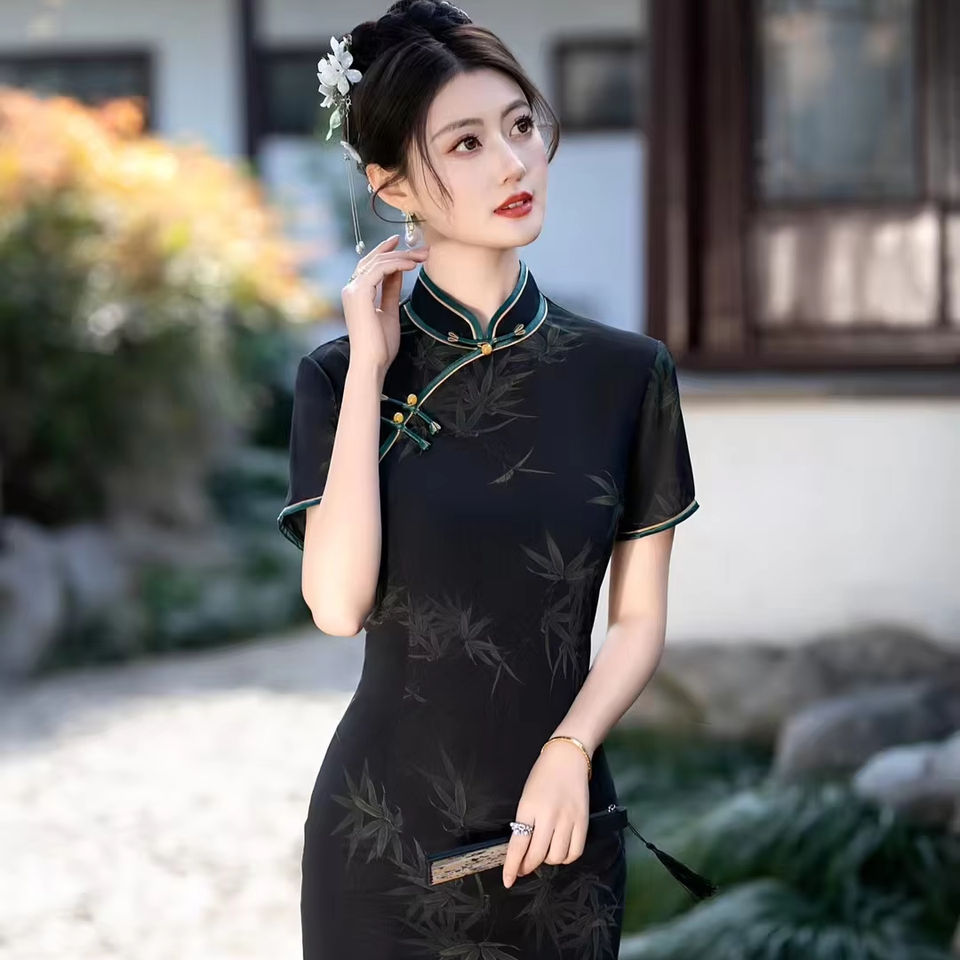 Modern Classical Chinese Cheongsam Dress Black Silk Qipao Elegant Slimming Dress for Women