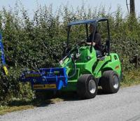 Slanetrac SA800 Battery-Powered Swivel Trim Avant Hedge Trimmer Available