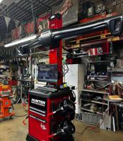 3D Hunter Wheel Alignment with Three-Value Fully Automatic Entry Factory Wheel Balancing Machine
