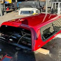 High Quality Waterproof 4 Person Modern Slide-in Truck Camper Stainless Steel Rear Cover Double Shock Suspension Vinyl Flooring
